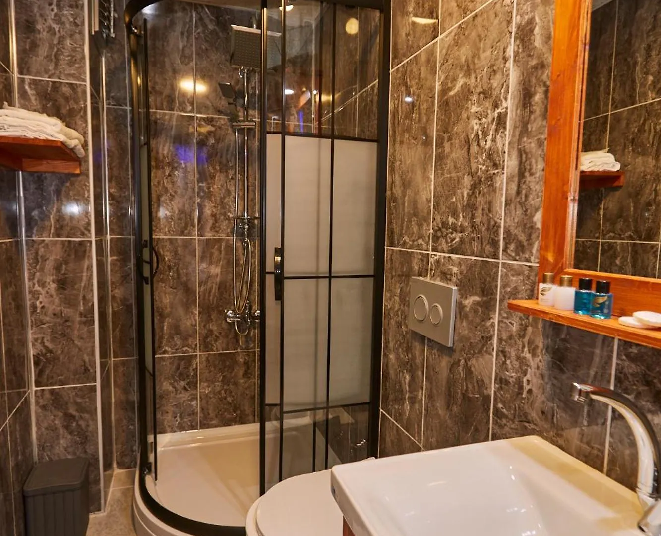 Sabina Hotel Near Grand Bazaar, City Center Istanbul Turkey