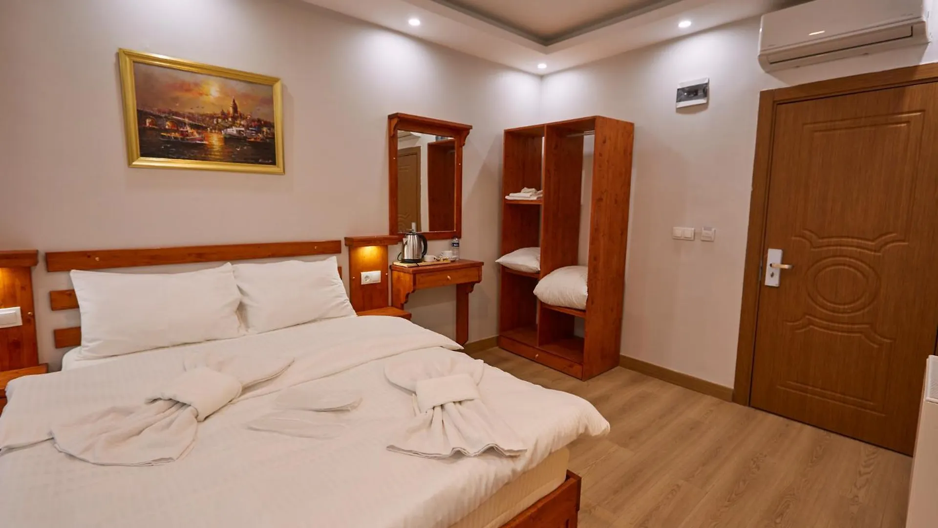 Sabina Hotel Near Grand Bazaar, City Center Istanbul 3*,